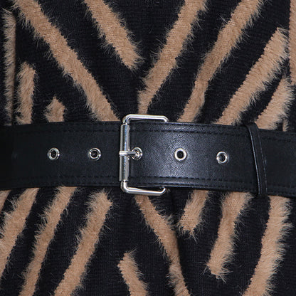 Fashion Designed Stand Collar Long Sleeves Knitted Sweaters with Belt