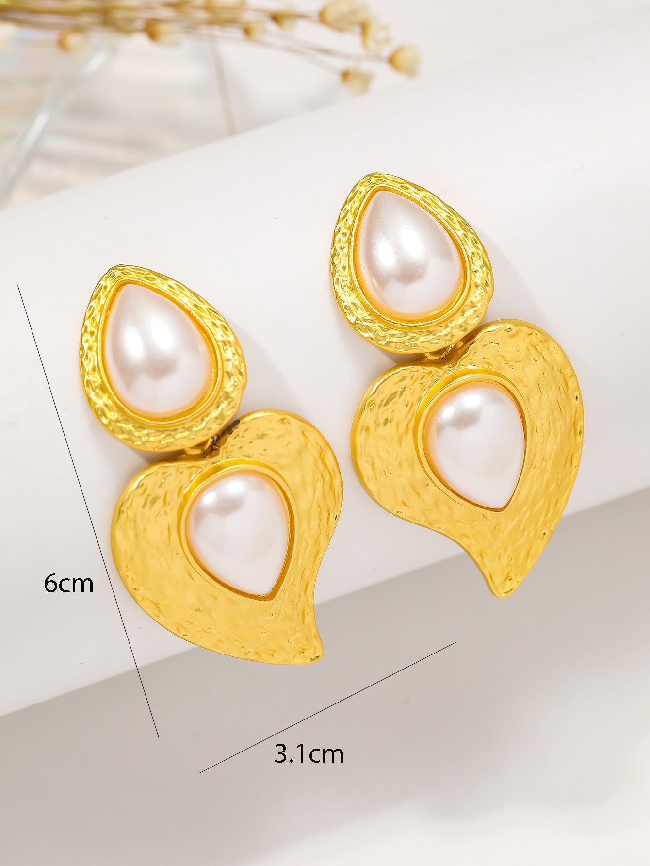 Vintage Metal Wind Oval Glossy Earrings Women's Retro Temperament Geometric Stud Earrings