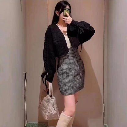 Sweety V Neck Knitted Short Sweaters