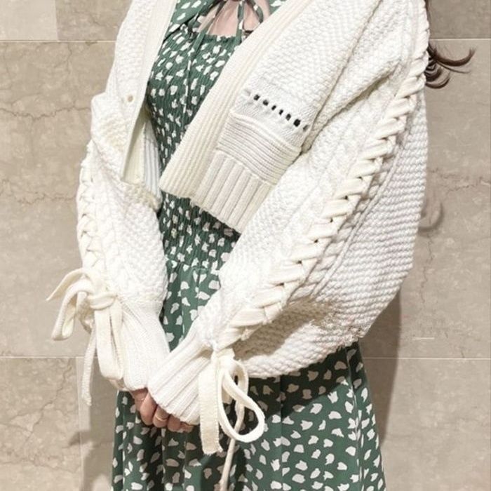 Sweety V Neck Knitted Short Sweaters