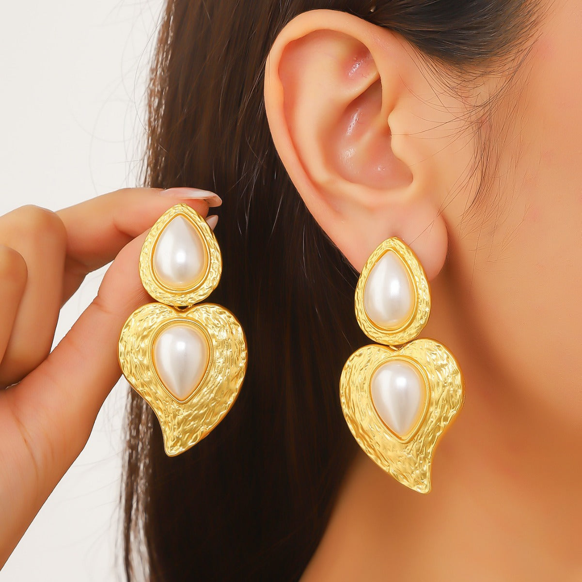 Vintage Metal Wind Oval Glossy Earrings Women's Retro Temperament Geometric Stud Earrings
