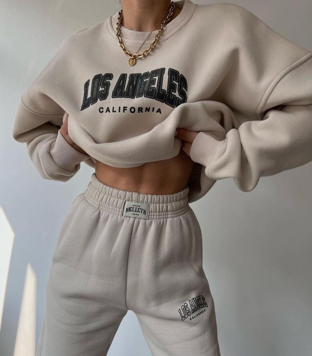 Casual Fashion Long Sleeves Hoodies and Sports Pants