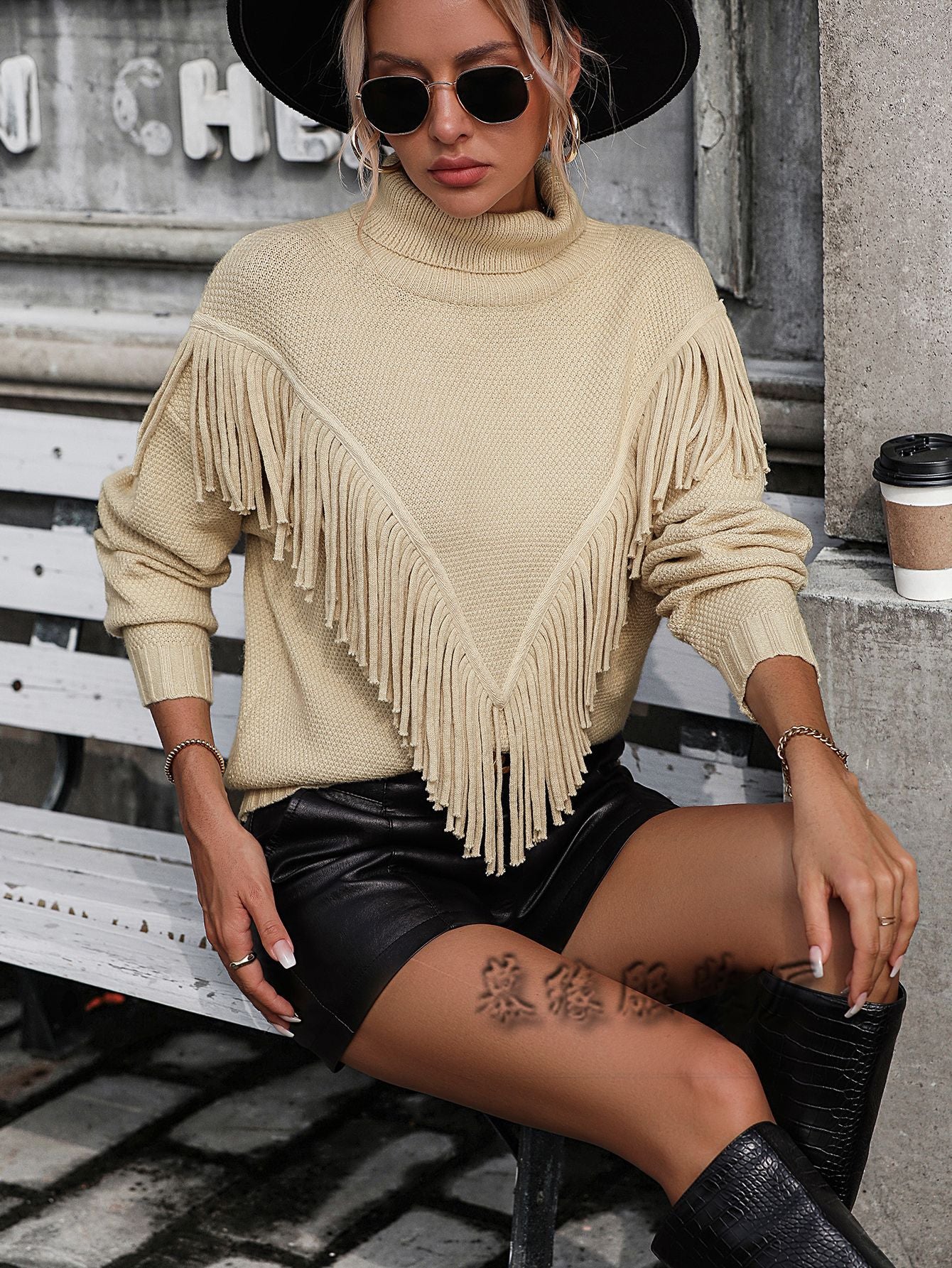 Fashion Tassels Knitted Turtle Neck Sweaters for Women