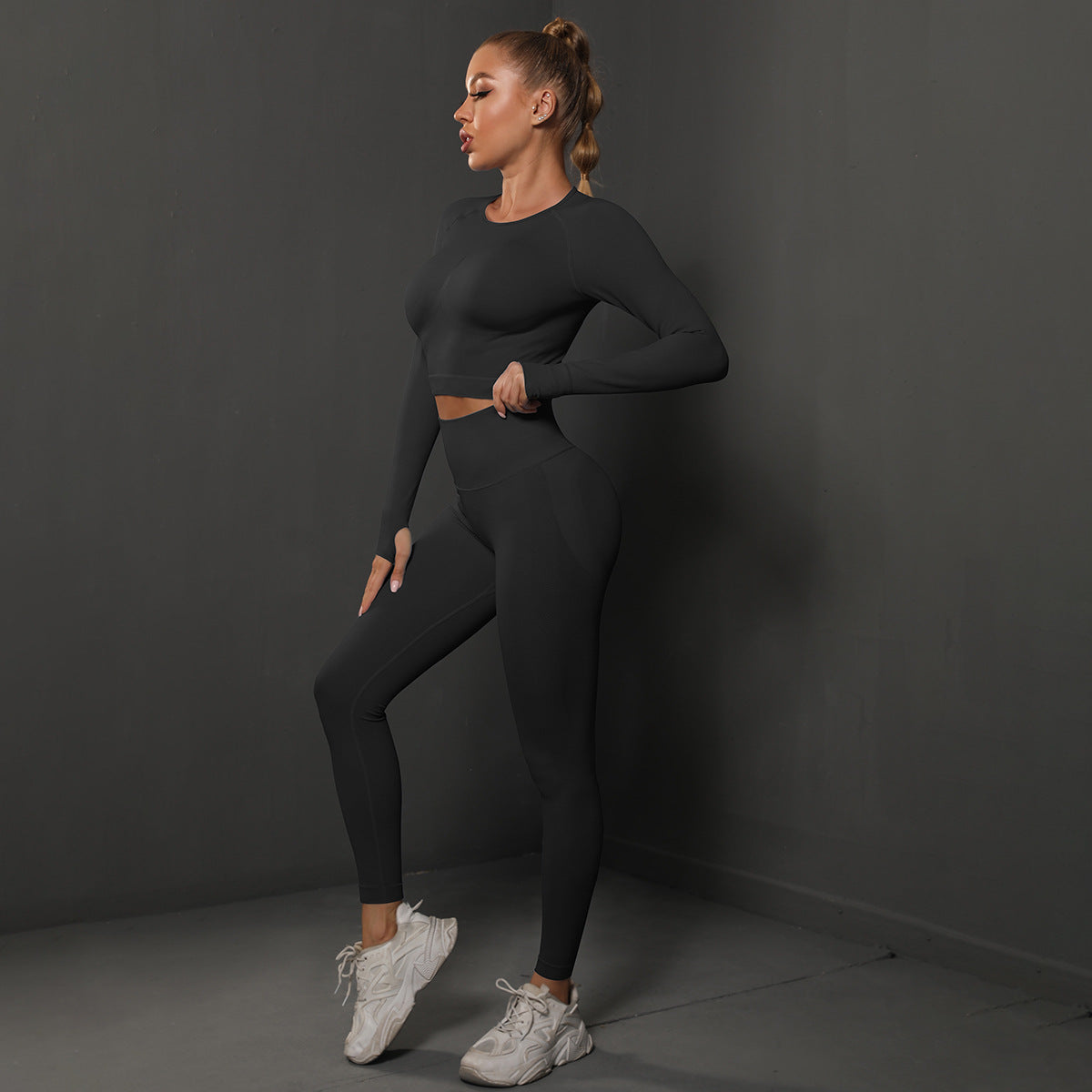 Fashion Simple Style Sports Yoga Suits for Women