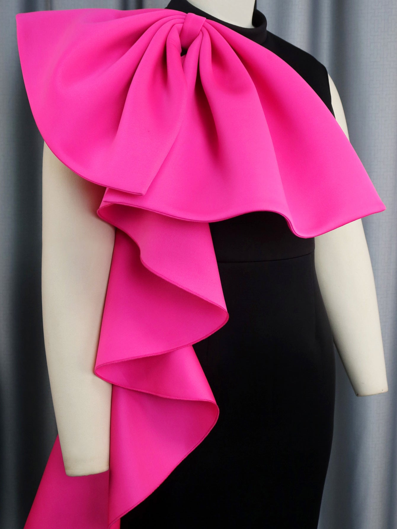 Designed Contrast Color Ruffled Evening Party Dresses