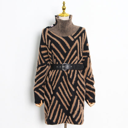 Fashion Designed Stand Collar Long Sleeves Knitted Sweaters with Belt