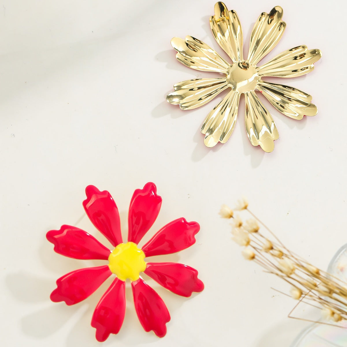Fashion Metal Dropping Flower Stud Earrings
