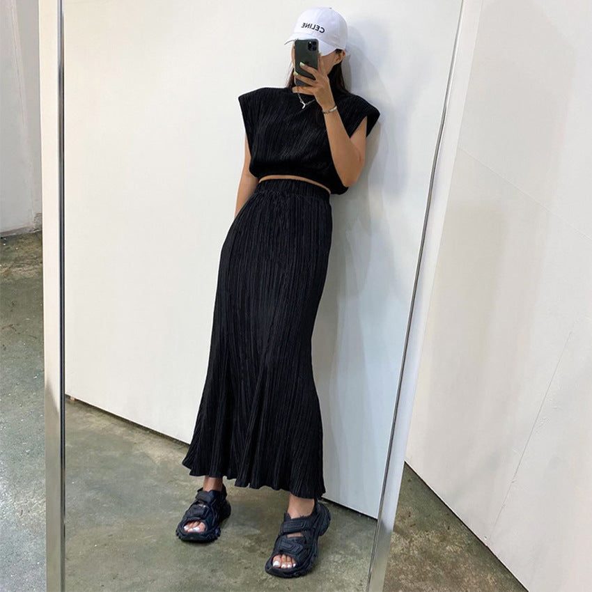 Fashion Sleeveless Tops and Long Skirts for Women