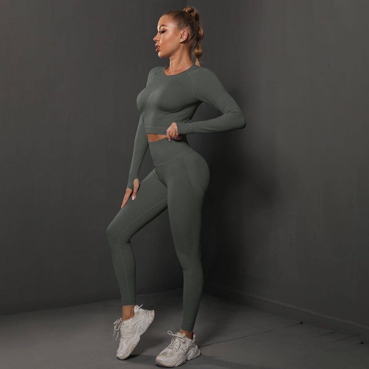 Fashion Simple Style Sports Yoga Suits for Women