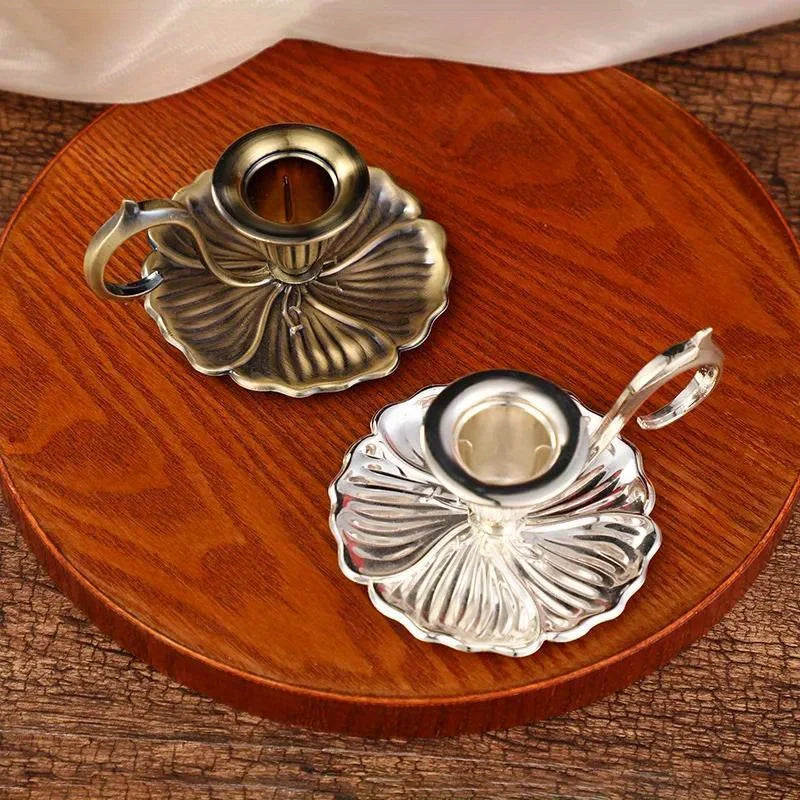 1PC European Style Candlestick Valentines Day Handheld Candle Holders Retro Single Head Candlelight Stand Taper Holder