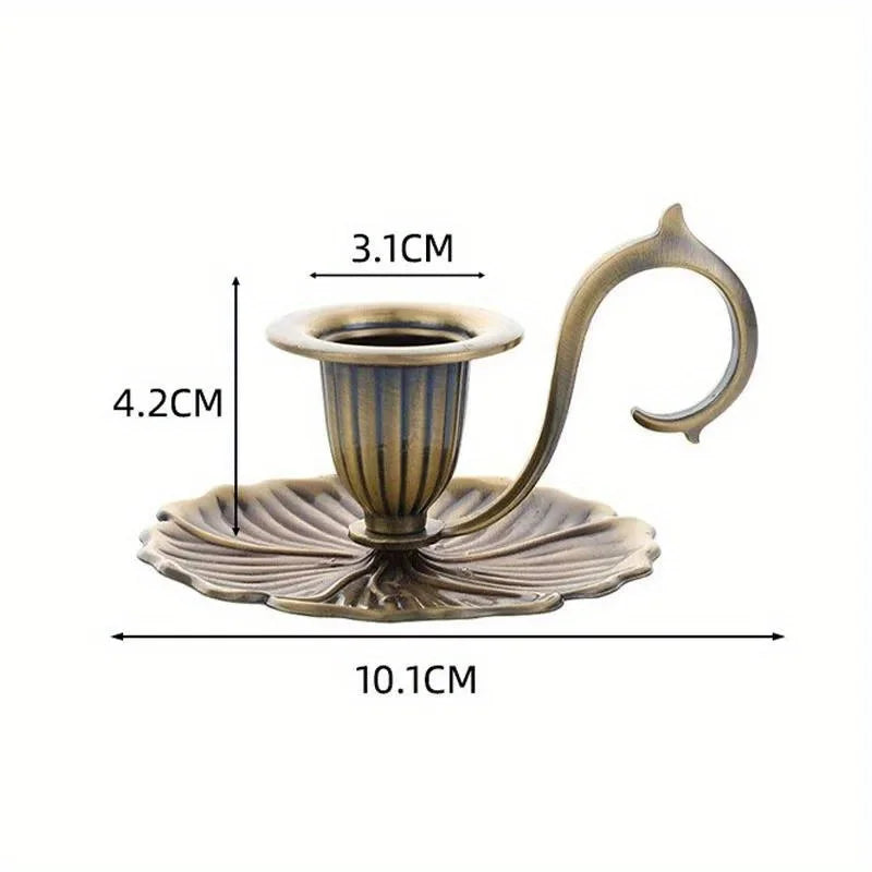 1PC European Style Candlestick Valentines Day Handheld Candle Holders Retro Single Head Candlelight Stand Taper Holder