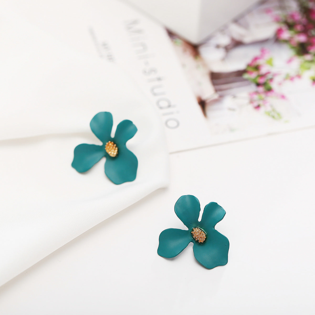 Fashion Flowers Design Candy Colar Women Earrings 2pcs/Set