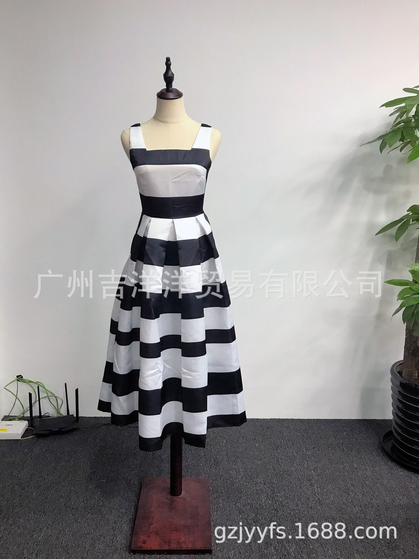 Summer Women Striped Strap Fashion Midi Dresses-STYLEGOING