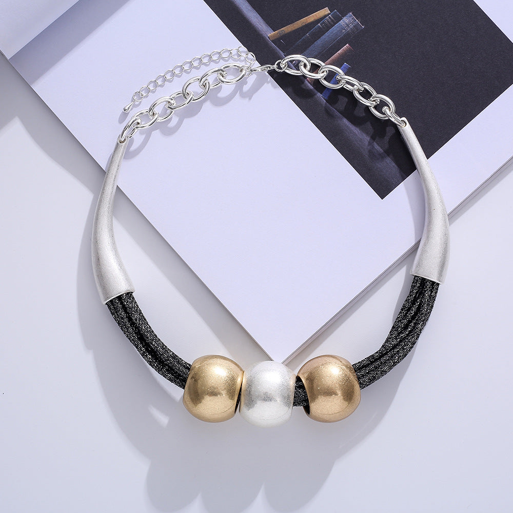Classy Fashio Ethnic Women Clavicle Necklaces