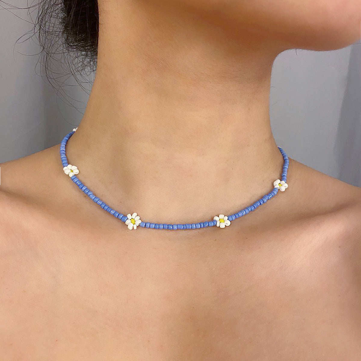 Handmade Colorful Beads String Daisy Design Necklaces for Women