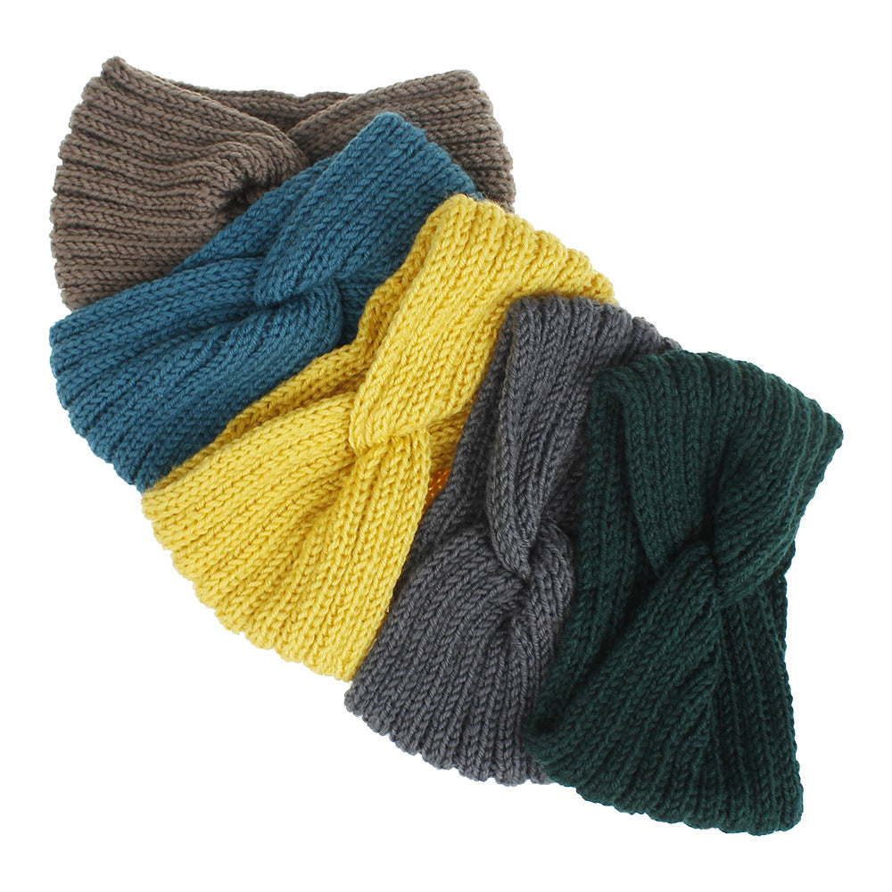 Women Sporting Knitting Headbands (Buy one Get One)