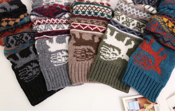 2 Pairs/Set Deer Designs Knitted Socks for Women