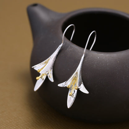 Fashion Silver Flower Design Women Earrings