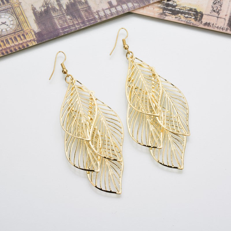 Hollow Out Leaf Design Women Drop Earrings