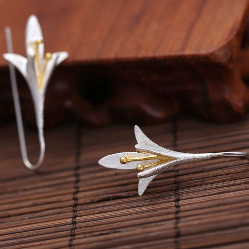 Fashion Silver Flower Design Women Earrings
