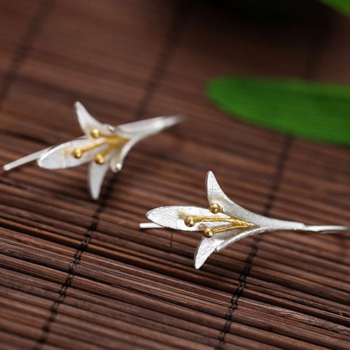 Fashion Silver Flower Design Women Earrings