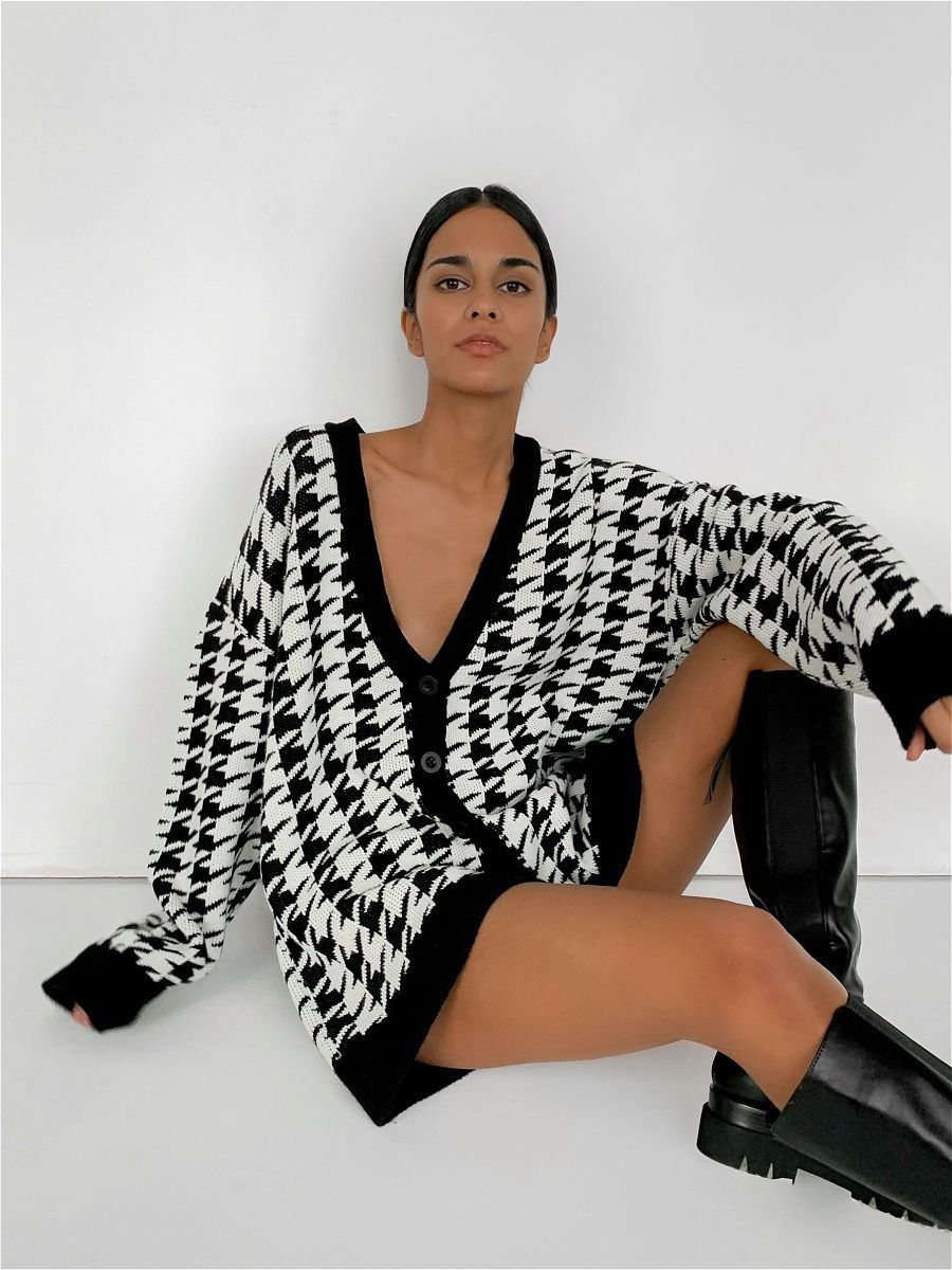 Women V Neck Kntting Plaid Long Sleeves Cardigan Overcoat-STYLEGOING