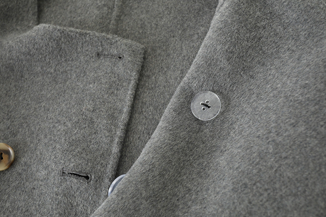 Winter Warm Designed Luxury Long Woolen Outerwear for Women