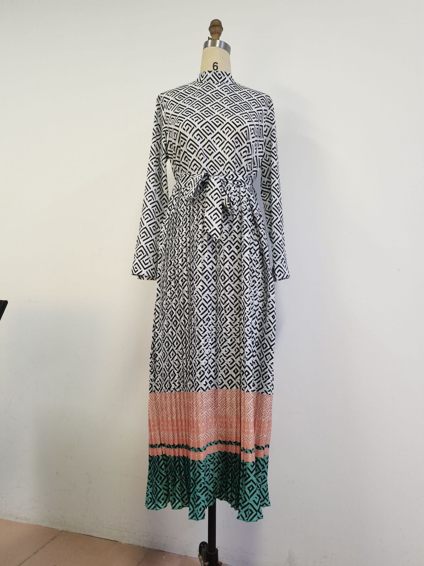 Elegant Round Neck Plus Sizes Dresses