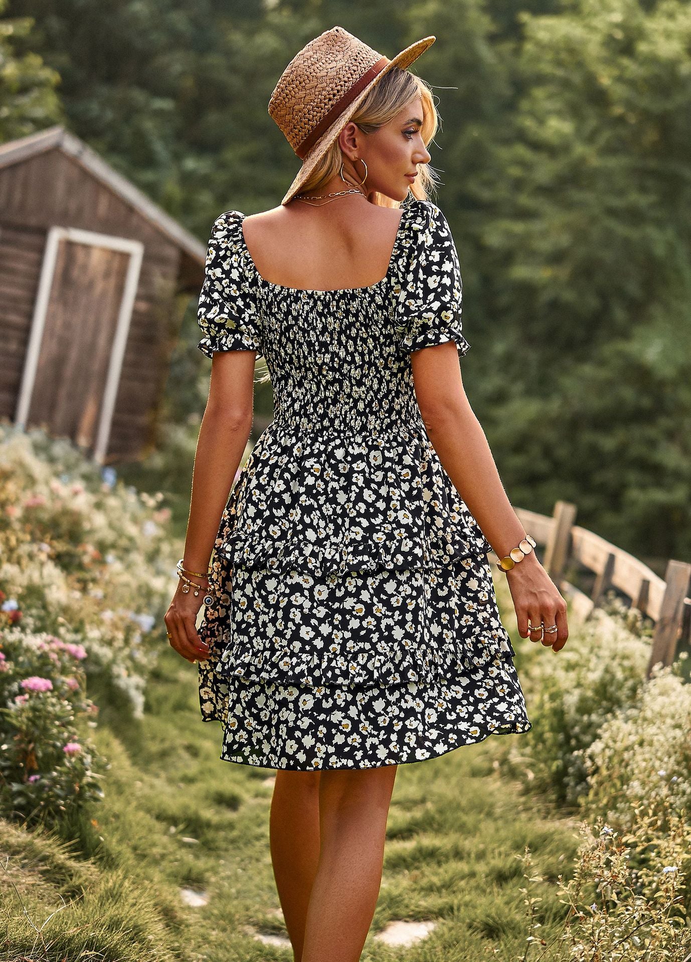 Romantic Short Sleeves Cake Dresses