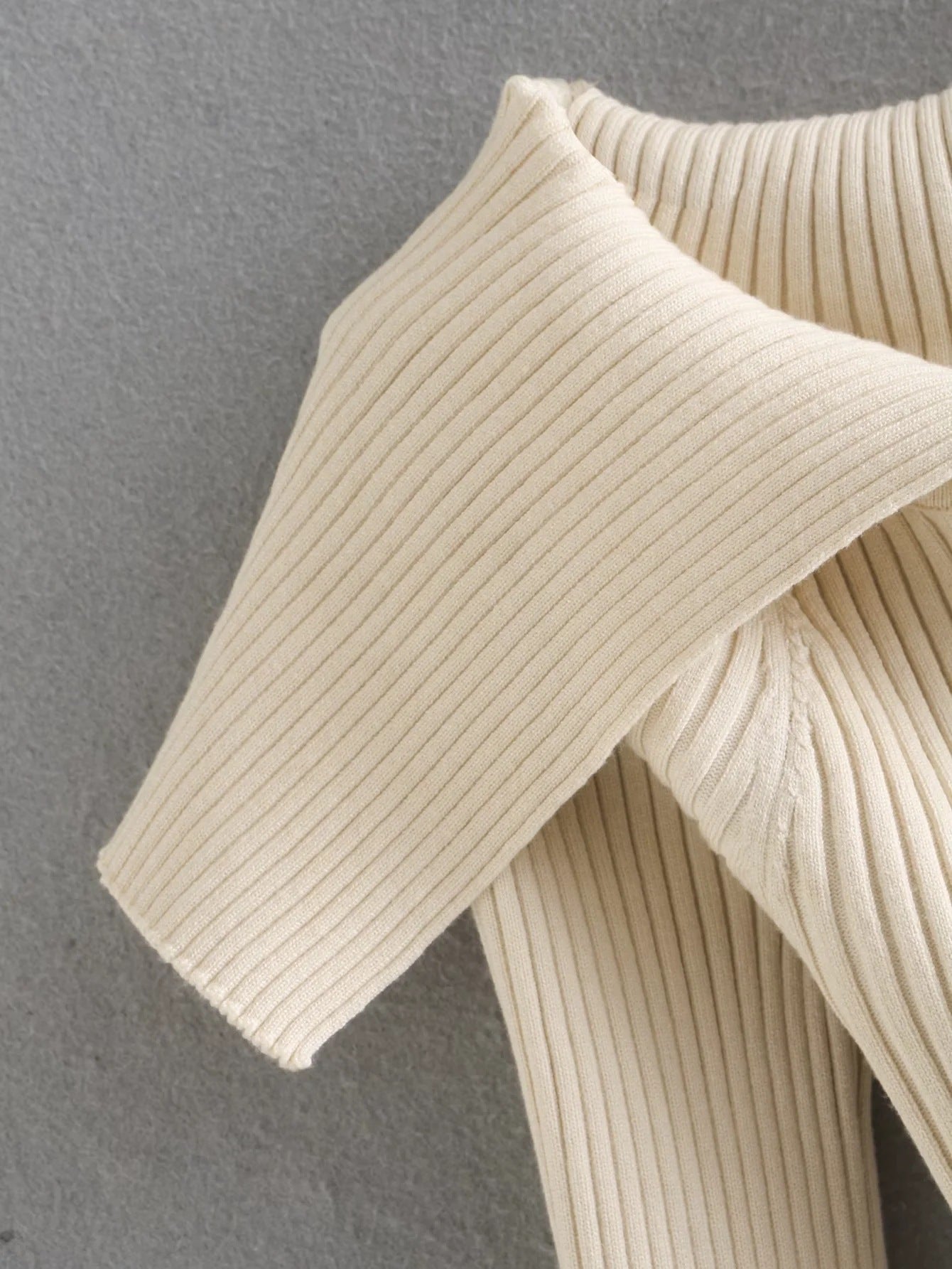 Sexy Off The Shoulder Knitting Long Sleeves Sweaters