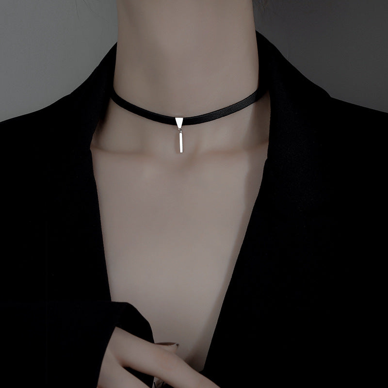 Black Leather Simple Style Necklace for Women