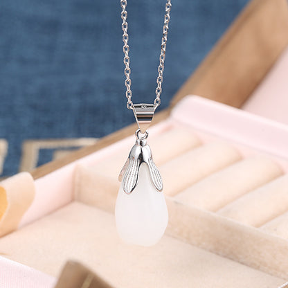 Elegant Sterling Sliver Nephrite Necklace for Mother's Gift