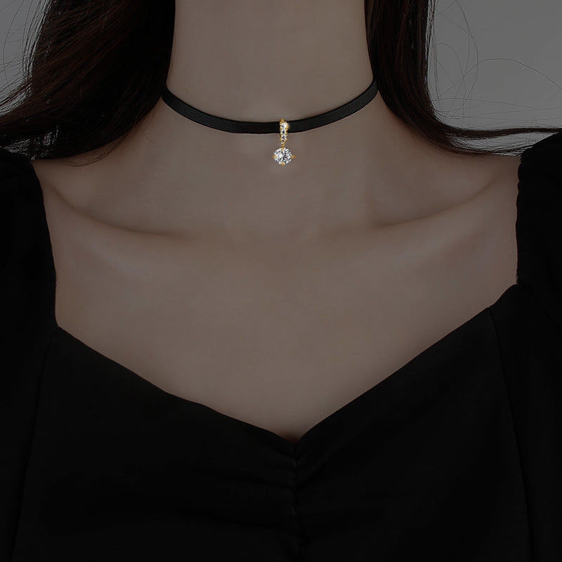Black Leather Simple Style Necklace for Women