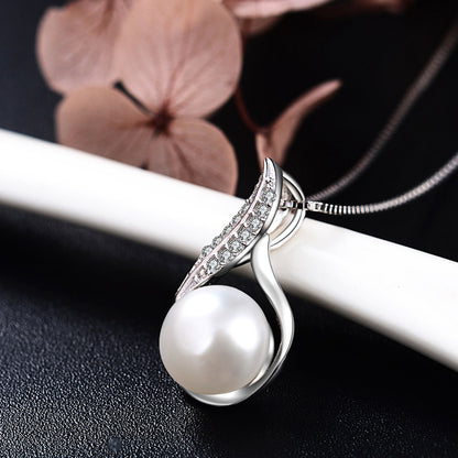 Designed Water Drop Shape Pearl Pendant