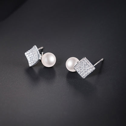 Desined Pearl Sterling Silver Earrings Studs for Women
