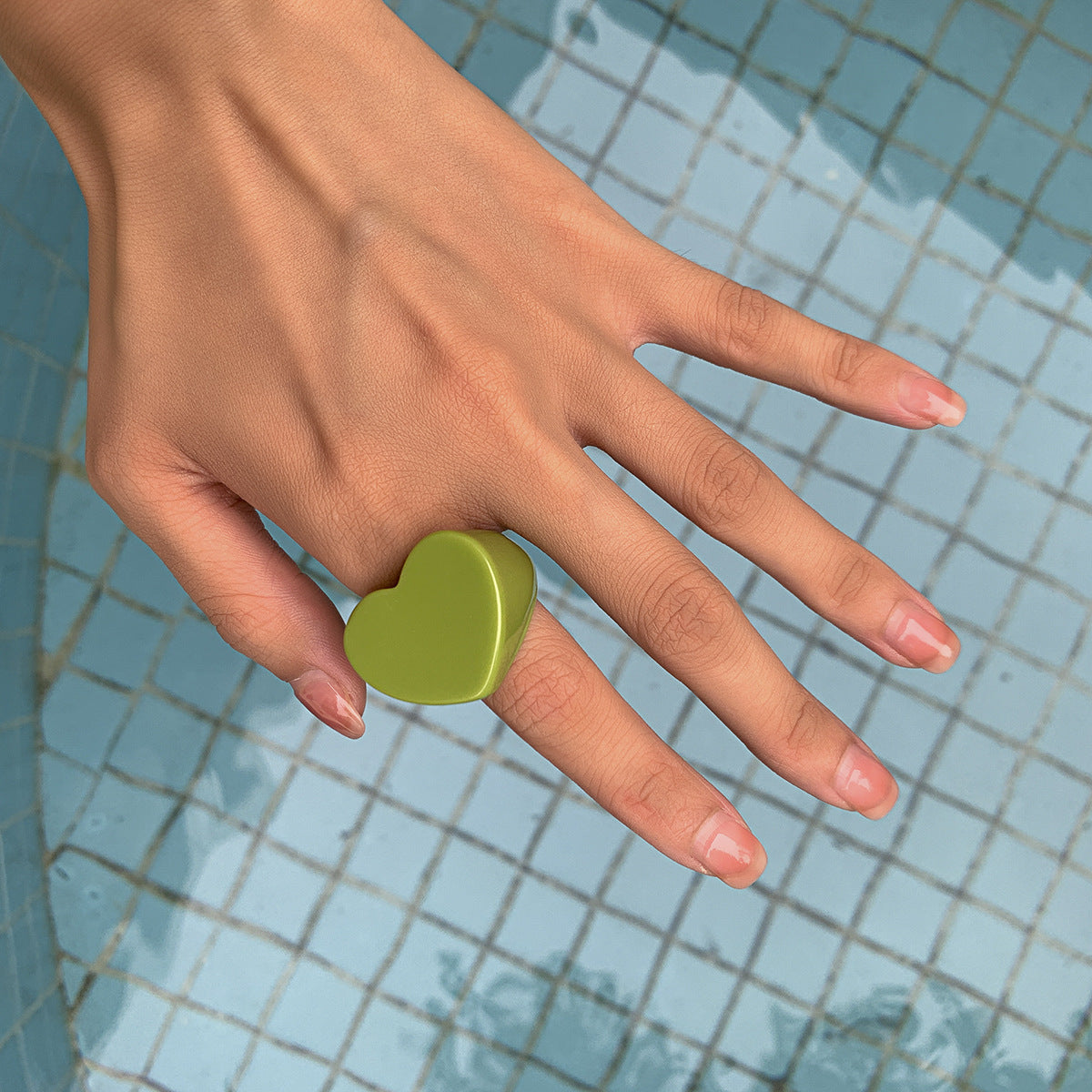 3D Sweetheart Design Acrylic Women Fashion Rings