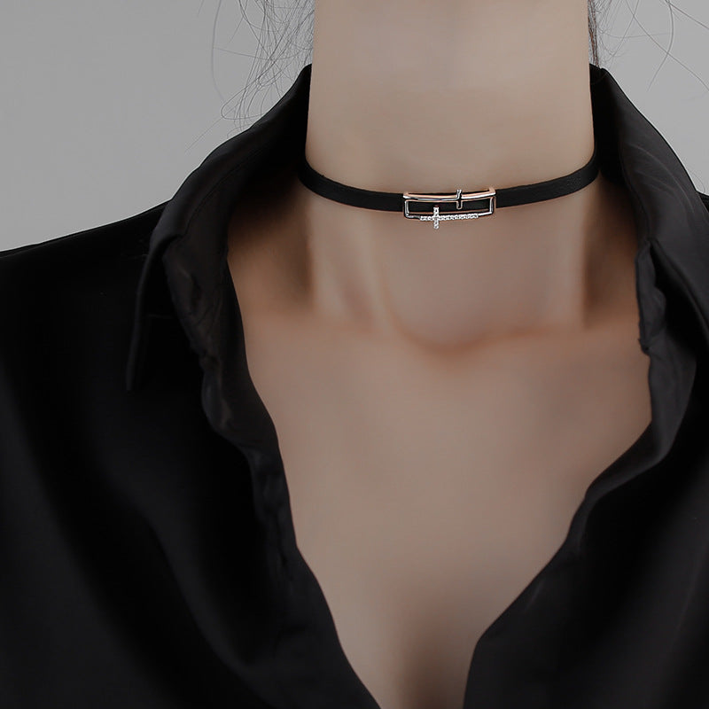 Black Leather Simple Style Necklace for Women