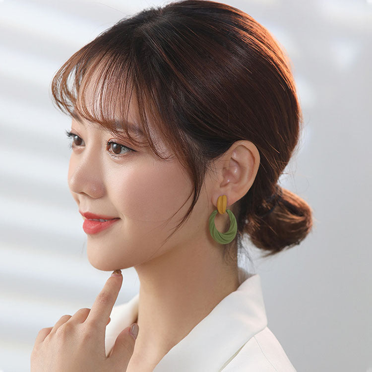 Fashion Women Round Shaped Earrings for Women