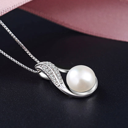 Designed Water Drop Shape Pearl Pendant