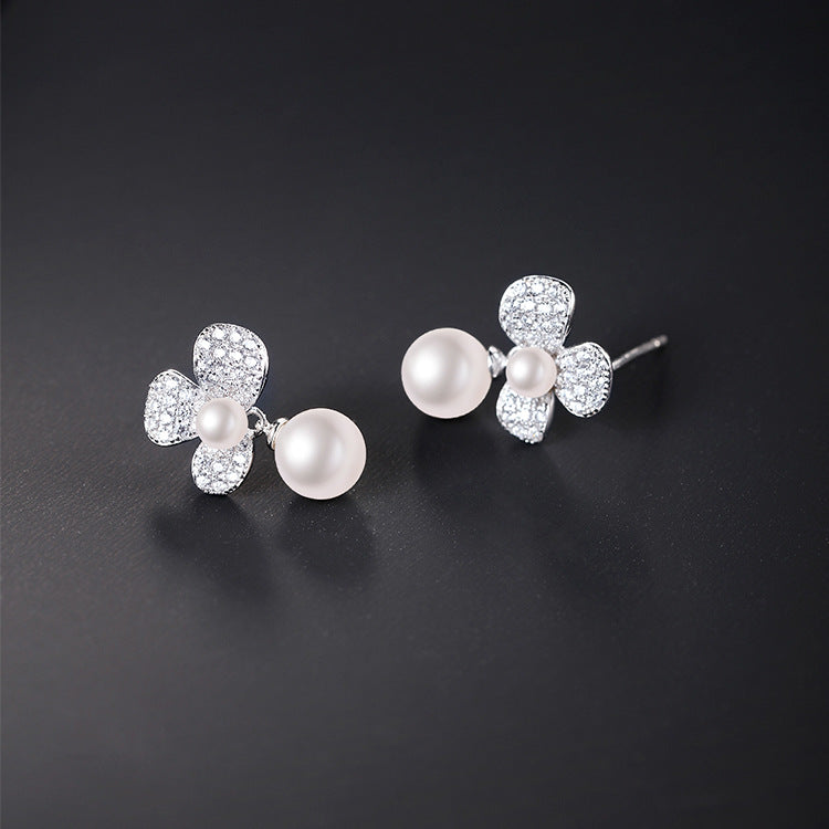 Desined Pearl Sterling Silver Earrings Studs for Women