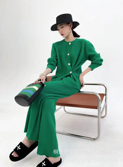 Designed Knitted Tops and Wide Legs Pants for Women