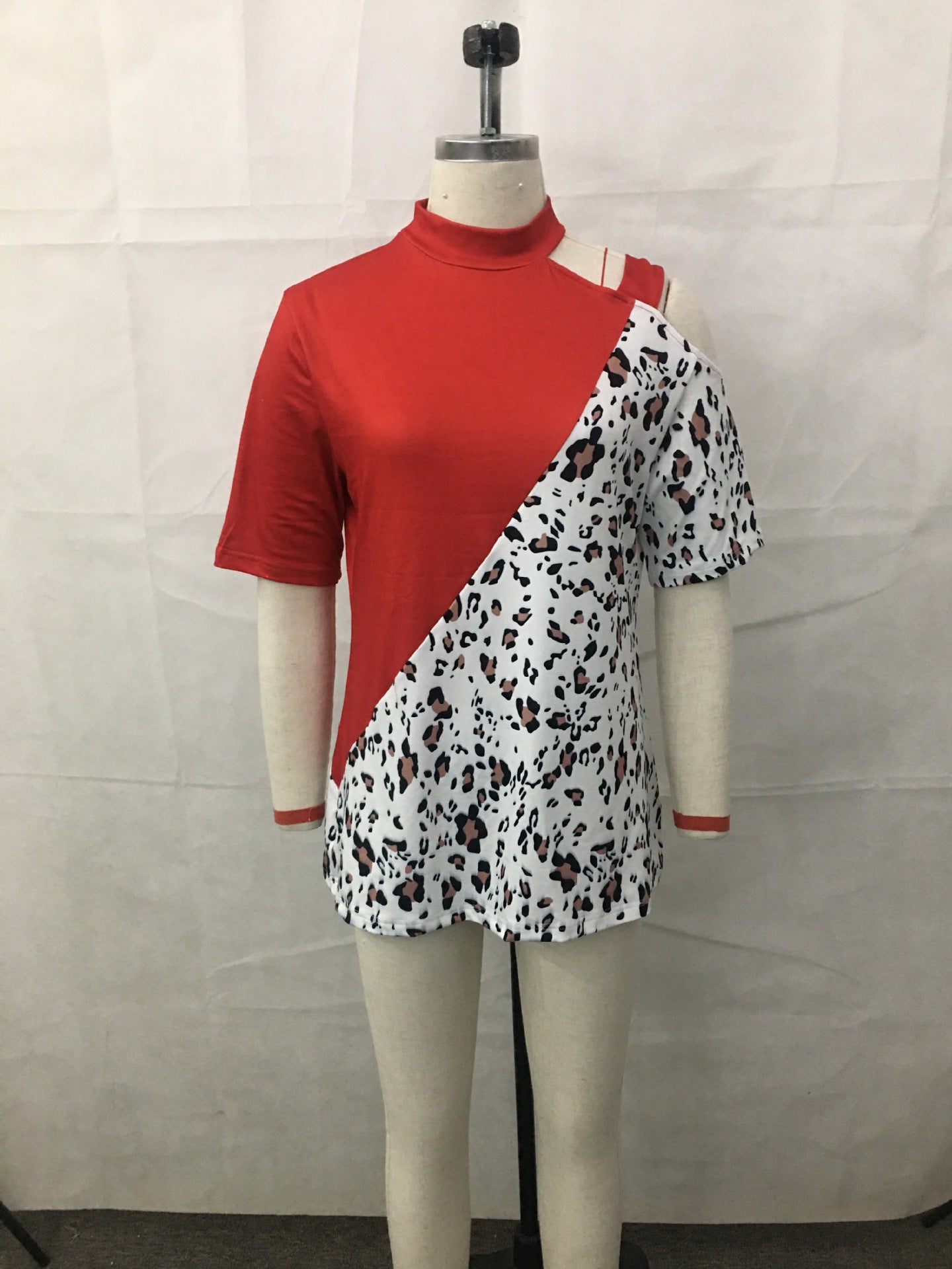 Casual Leopard Print Short Sleeves T Shirts for Women