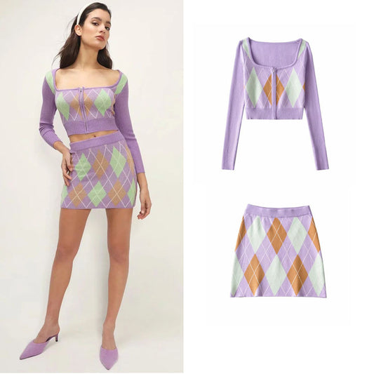Elegant Midriff Baring Short Tops and Mini Knitting Skirts