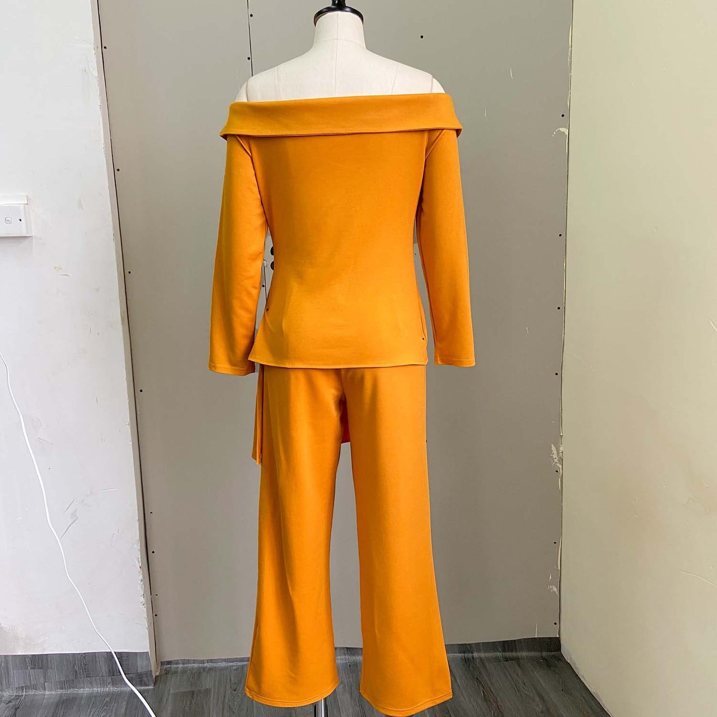Designed Fashion Women Blazers & Pants Outfits