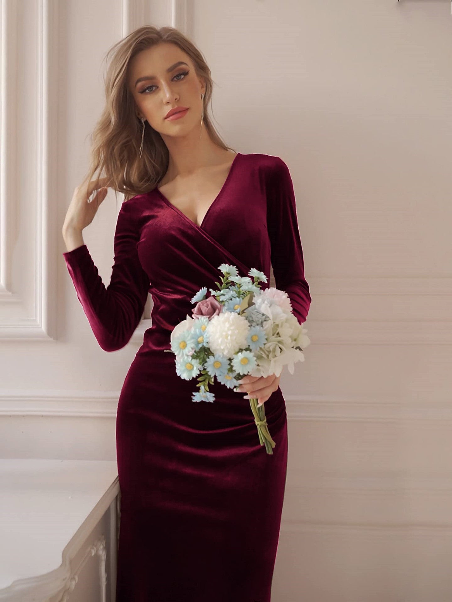 Elegant Velvet Evening Dresses for Women
