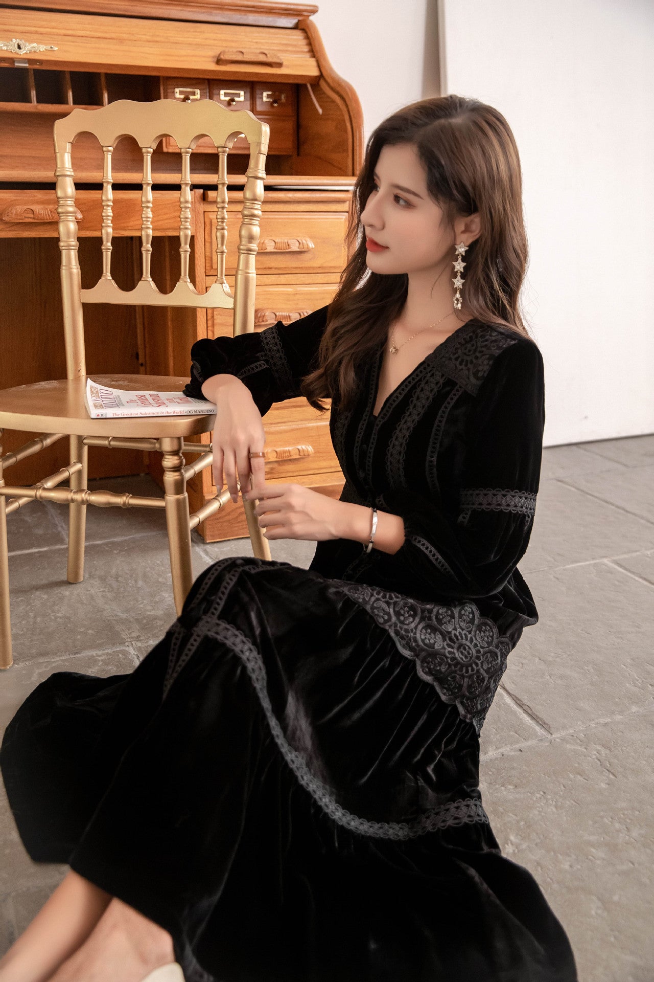 Vintage Long Sleeves Winter Dresses