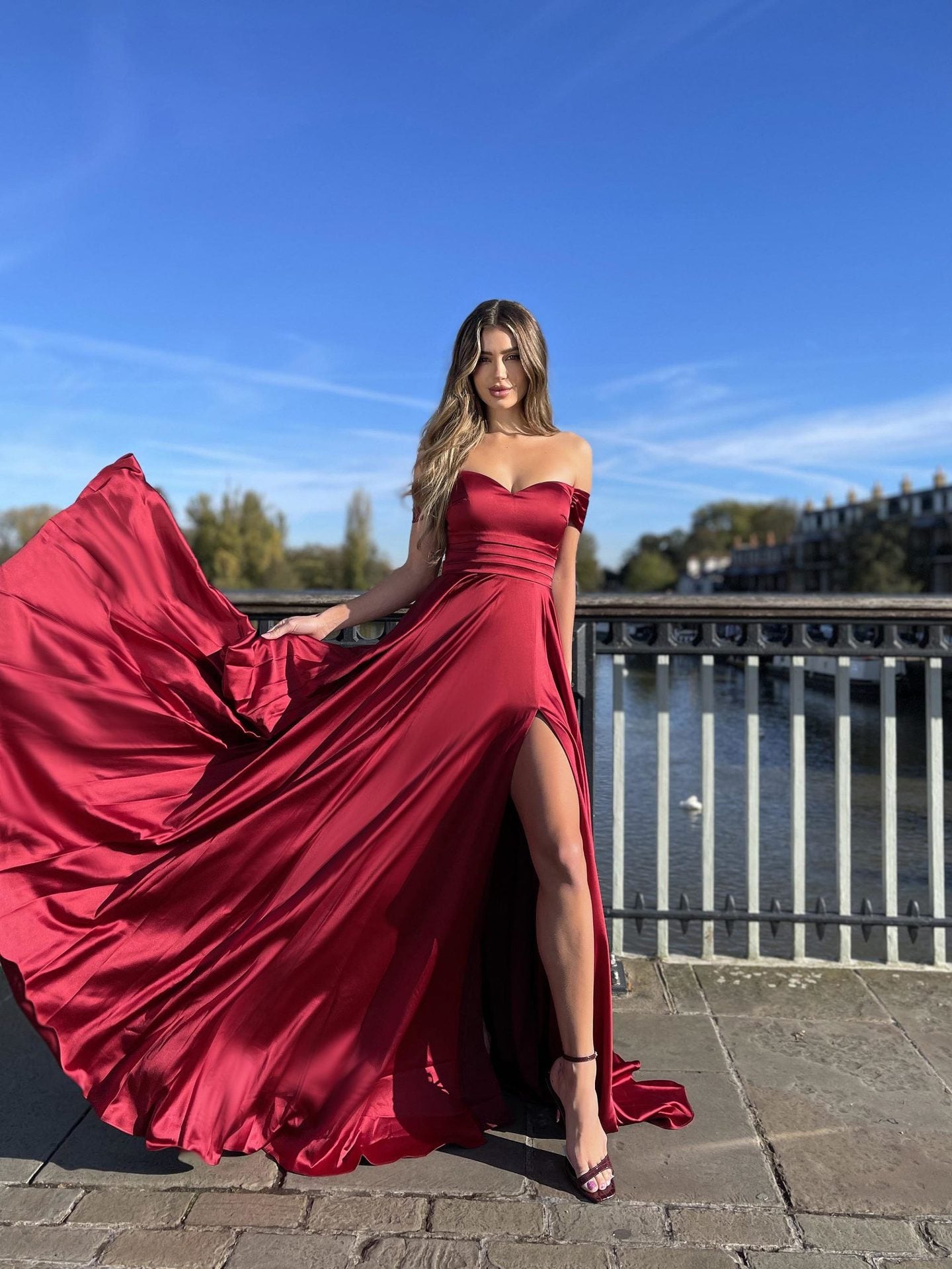 Elegant Off The Shoulder Bridesmaid Dresses
