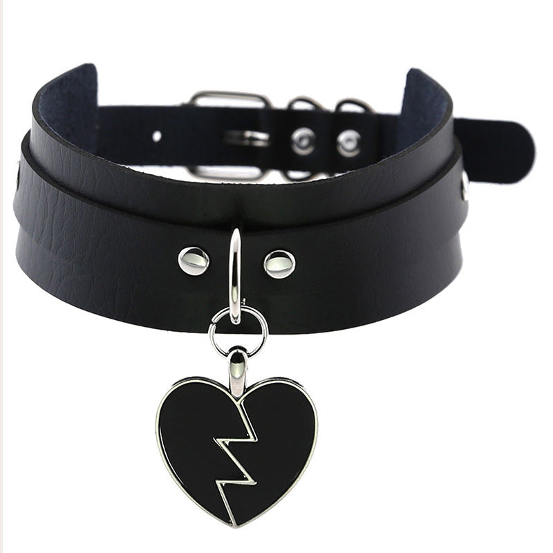 Sweetheart Design PU Leather Clavicle Chain