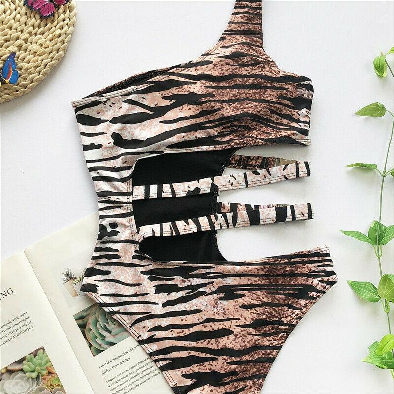 Leopard Print Sexy Bikini with Metal Buckle-STYLEGOING